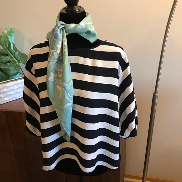 Zara Striped Top - Picture 2 of 9